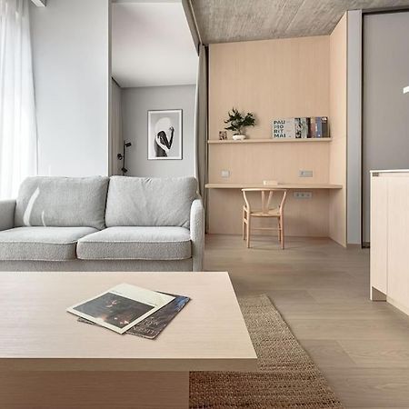 Ferienwohnung Cozy Japanese Oasis With Balcony, Gramophone, Netflix Wilna Exterior foto