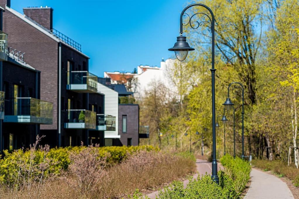 Ferienwohnung Cozy Japanese Oasis With Balcony, Gramophone, Netflix Wilna Exterior foto