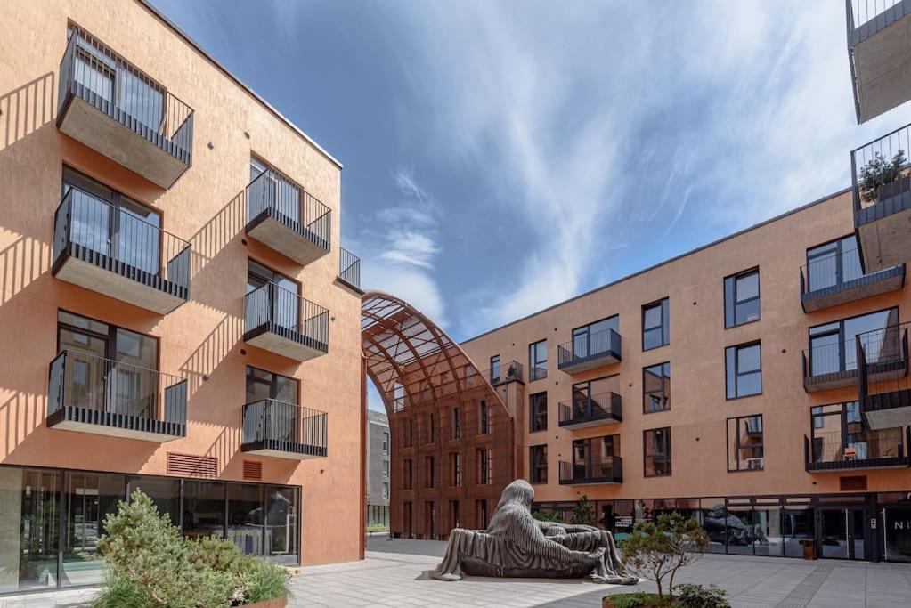 Ferienwohnung Cozy Japanese Oasis With Balcony, Gramophone, Netflix Wilna Exterior foto